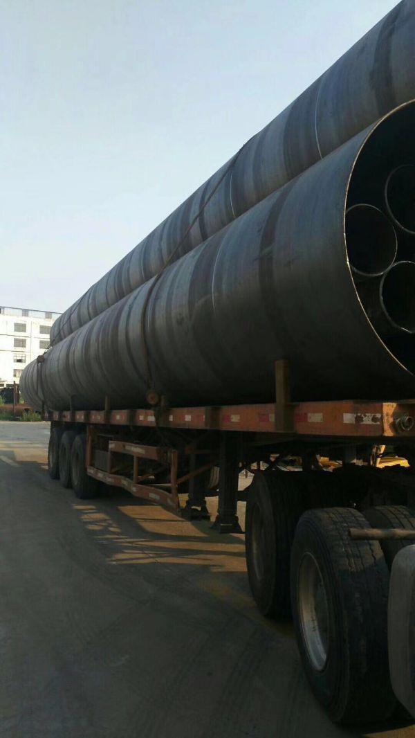 螺旋鋼管生產(chǎn)形成孔腔的原因是什么？